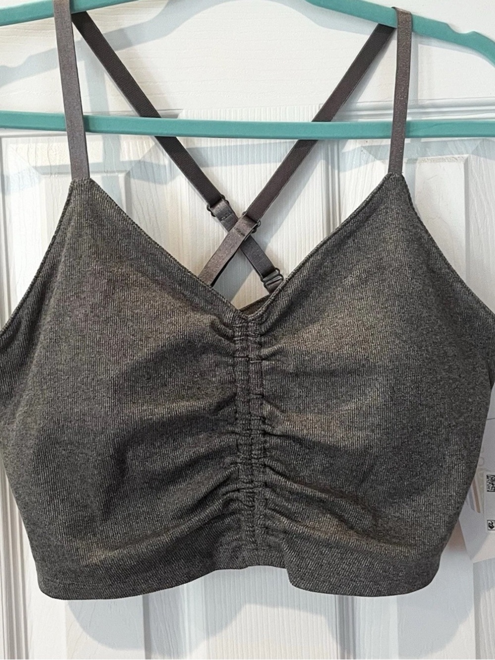 Body & Sol Ruched Front
Longline Sports Bralette Top - Grey - L - NWT